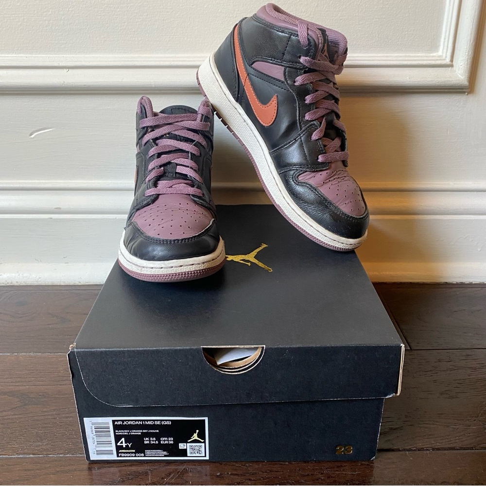 Nike Air Jordan 1 Mid SE (GS)